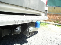Tažné zařízení Iveco Daily 35C/50C skříň, minibus (se stupínkem)